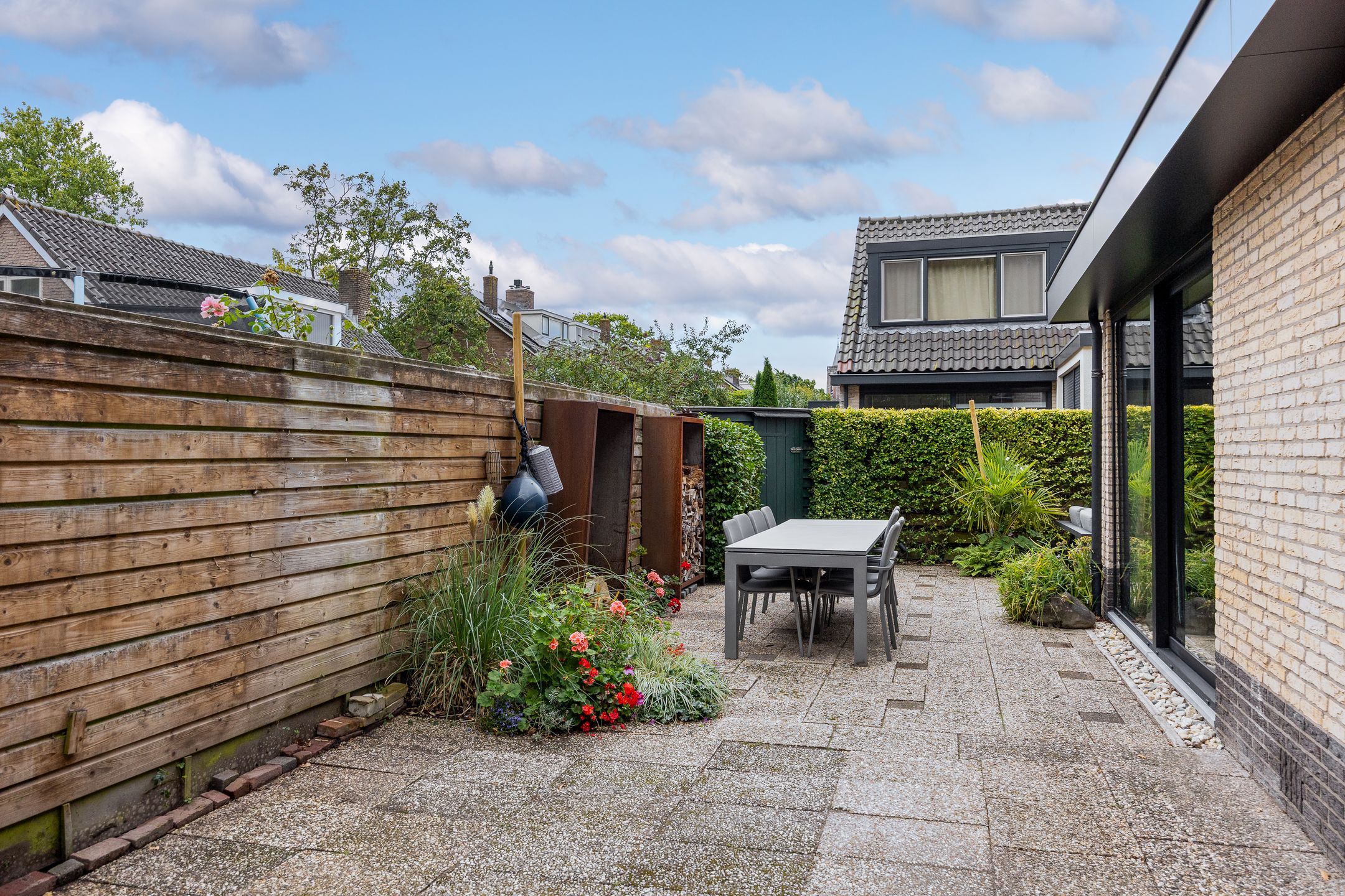 Photo 33 of Van Lyndenlaan 28