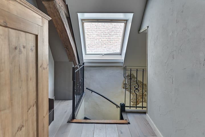 Photo 30 of Academiestraat 1-A