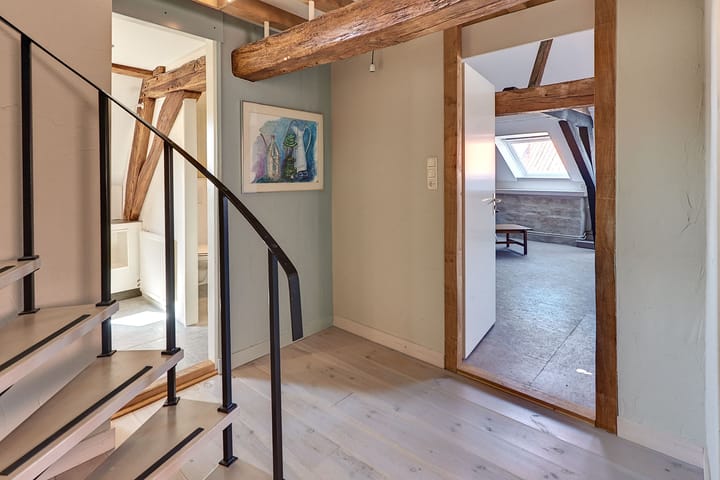 Photo 37 of Academiestraat 1-A