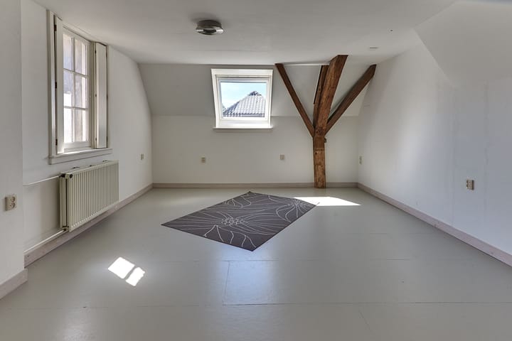 Photo 32 of Academiestraat 1-A