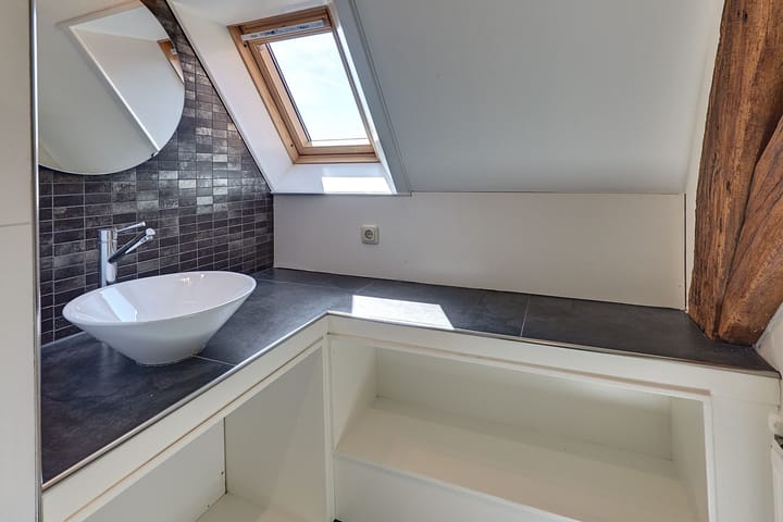 Photo 45 of Academiestraat 1-A