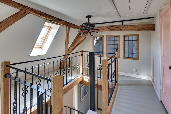 Photo 47 of Academiestraat 1-A