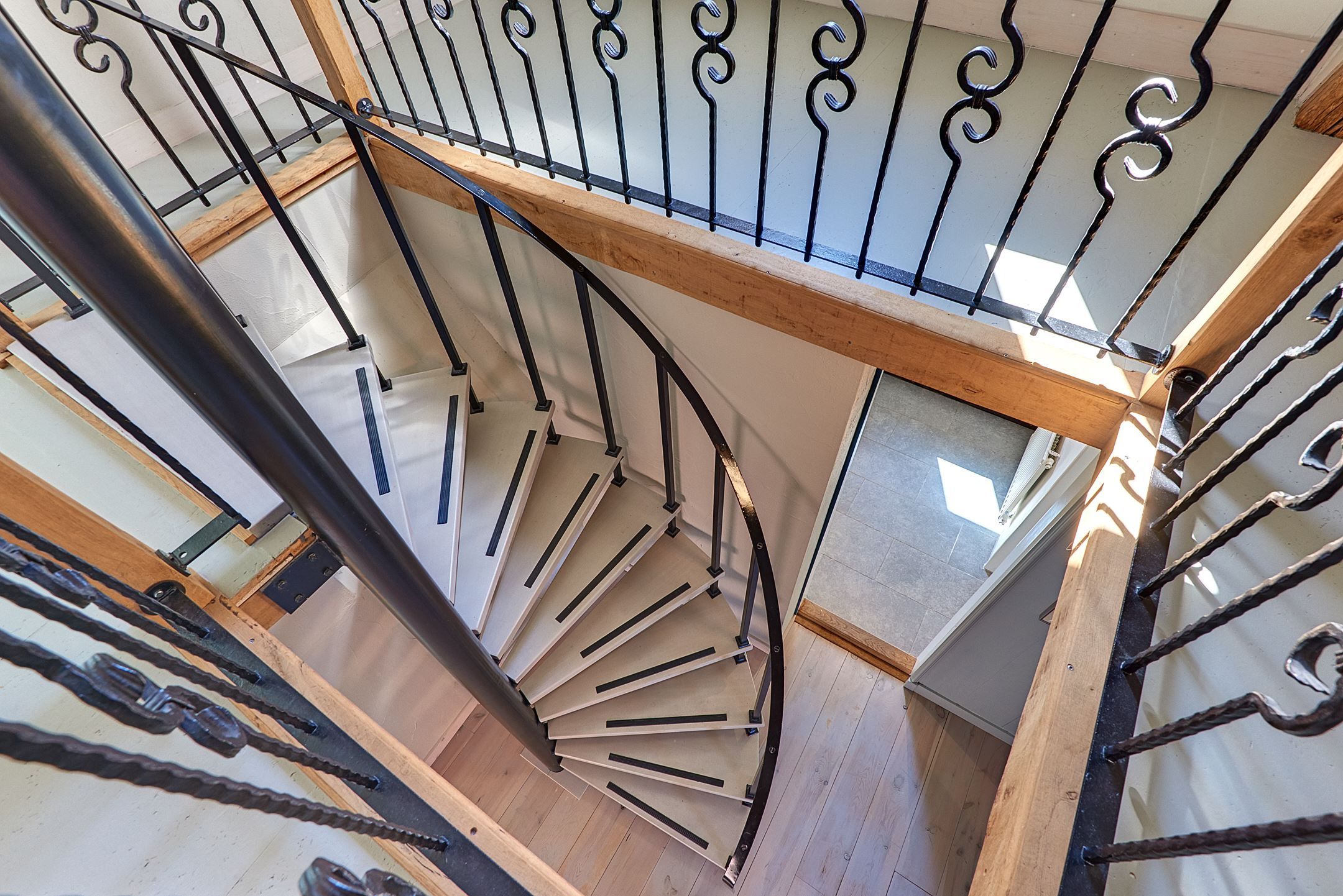 Foto 48 van Academiestraat 1-A