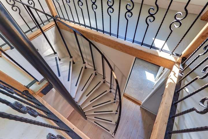 Photo 48 of Academiestraat 1-A