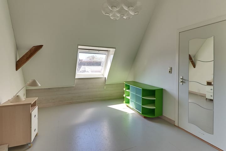 Photo 52 of Academiestraat 1-A