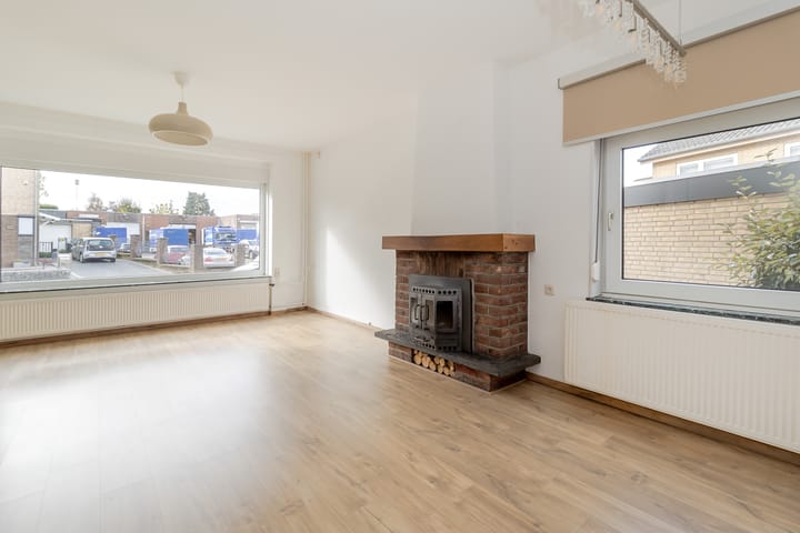 Foto 9 van Emmastraat 15