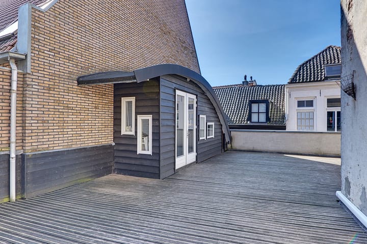 Photo 54 of Academiestraat 1-A