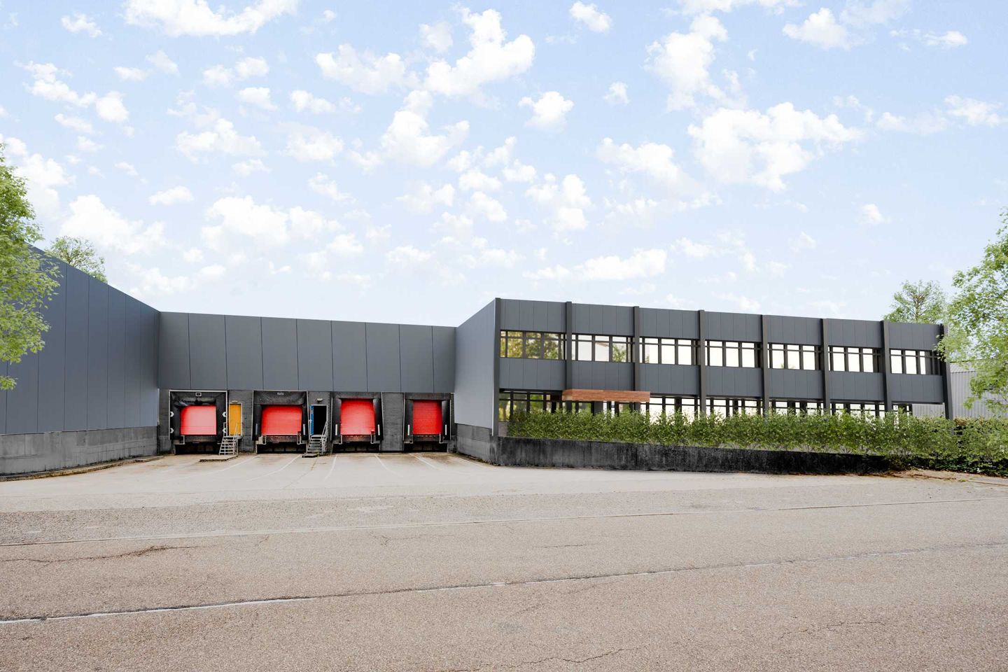 View photo 1 of Algolweg 12