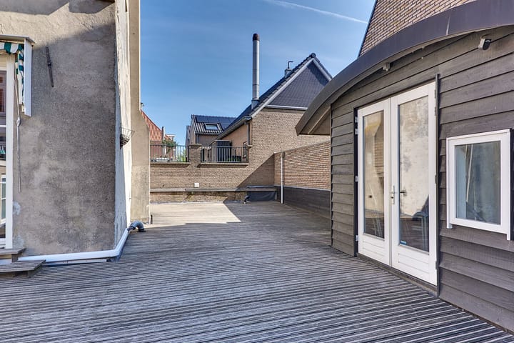 Photo 55 of Academiestraat 1-A