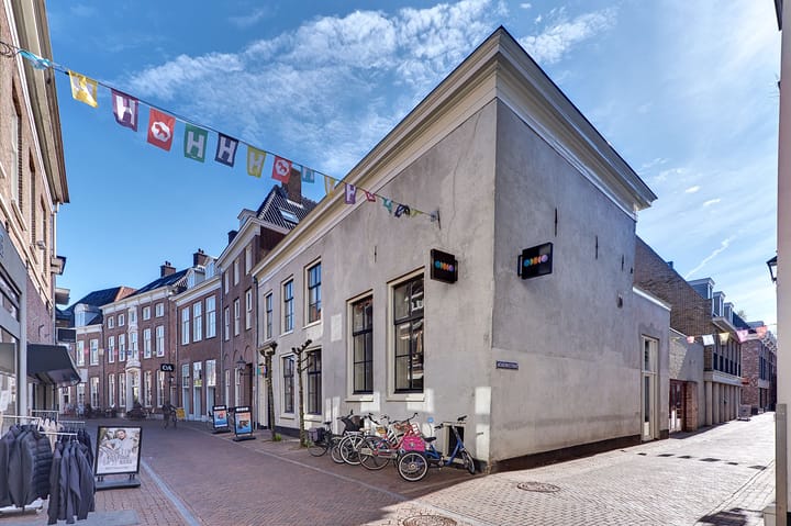 Photo 60 of Academiestraat 1-A