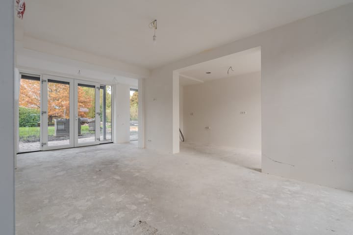 Photo 7 of Nijveenlaan 35