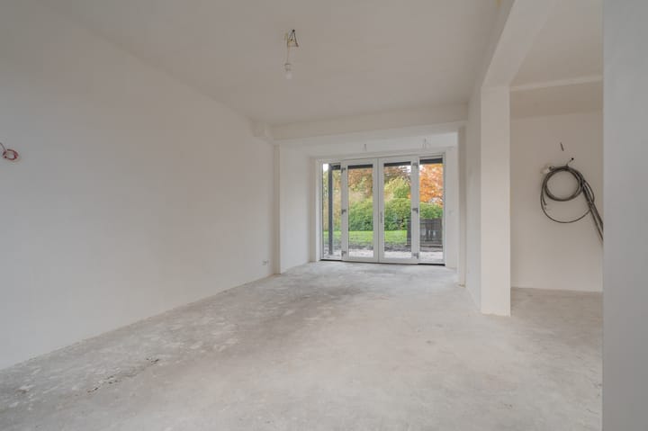 Photo 8 of Nijveenlaan 35