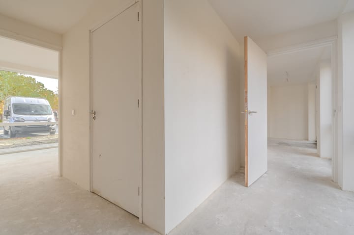 Photo 15 of Nijveenlaan 35