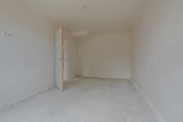 Photo 18 of Nijveenlaan 35