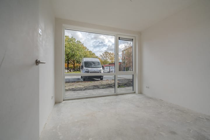 Photo 19 of Nijveenlaan 35