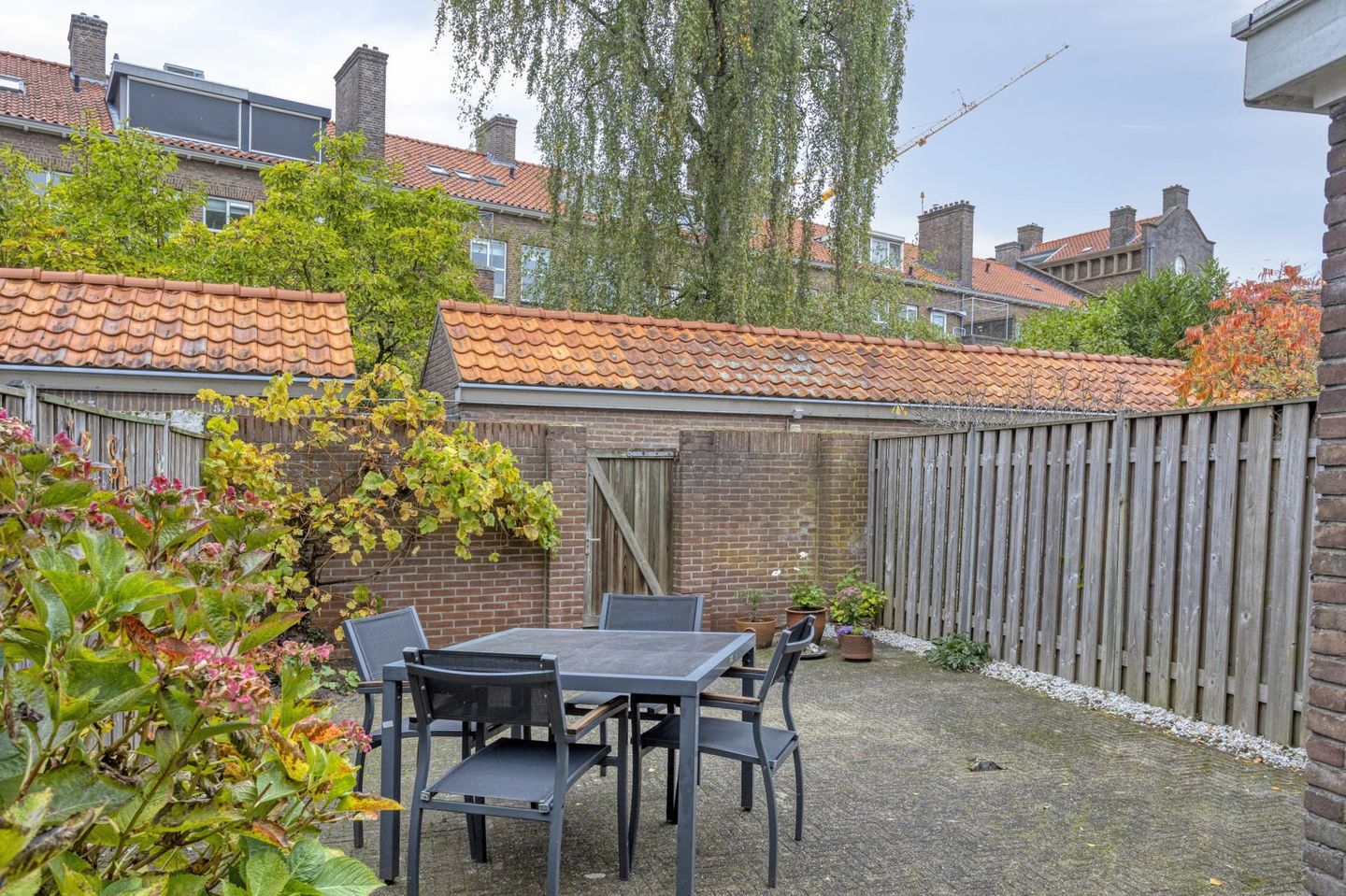 Foto 10 van Frederik Hendriklaan 12