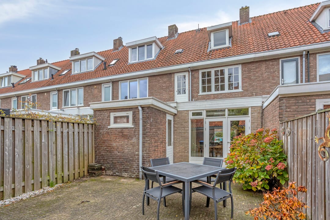 Foto 11 van Frederik Hendriklaan 12