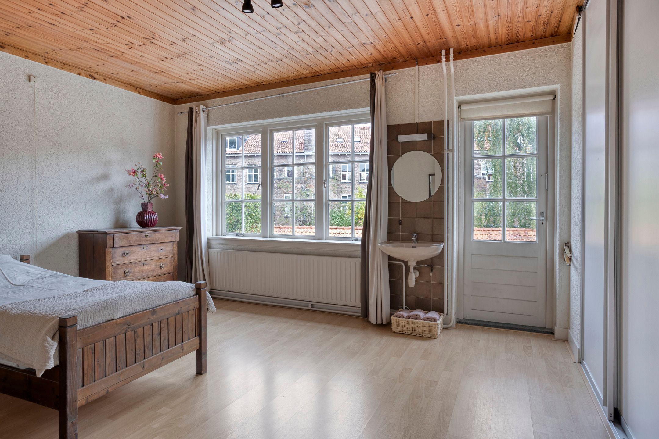 Foto 15 van Frederik Hendriklaan 12