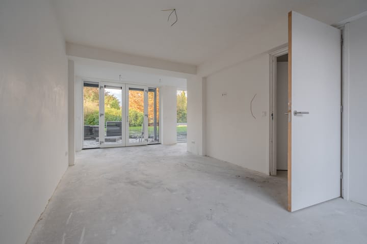 Photo 7 of Nijveenlaan 37