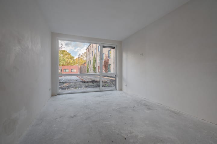 Photo 10 of Nijveenlaan 37