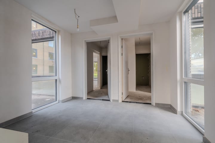 Photo 11 of Nijveenlaan 37