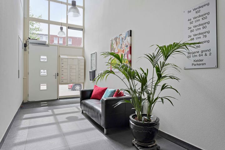 Photo 2 of Kanaalboulevard 76