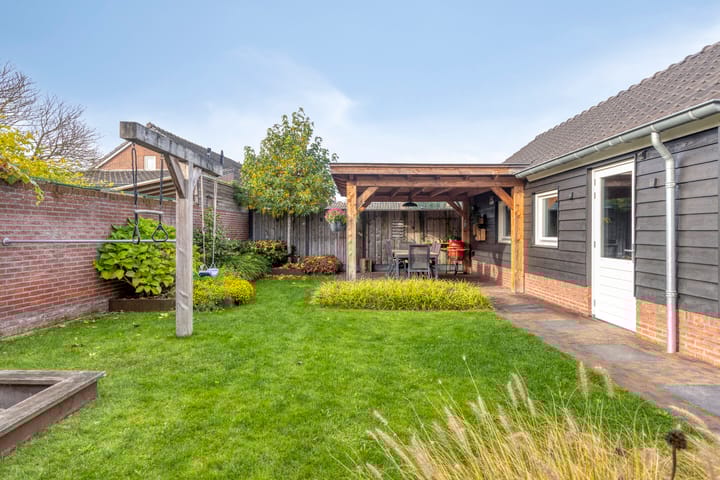 Photo 36 of Kuikseindseweg 8