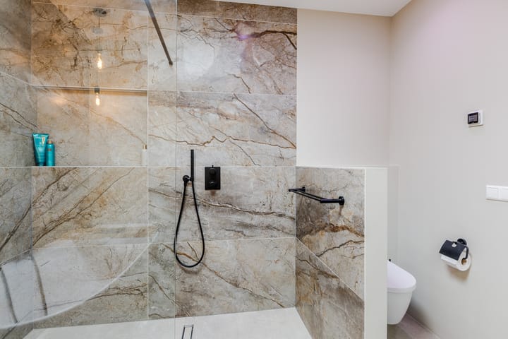 Photo 30 of Waardenburgstraat 88