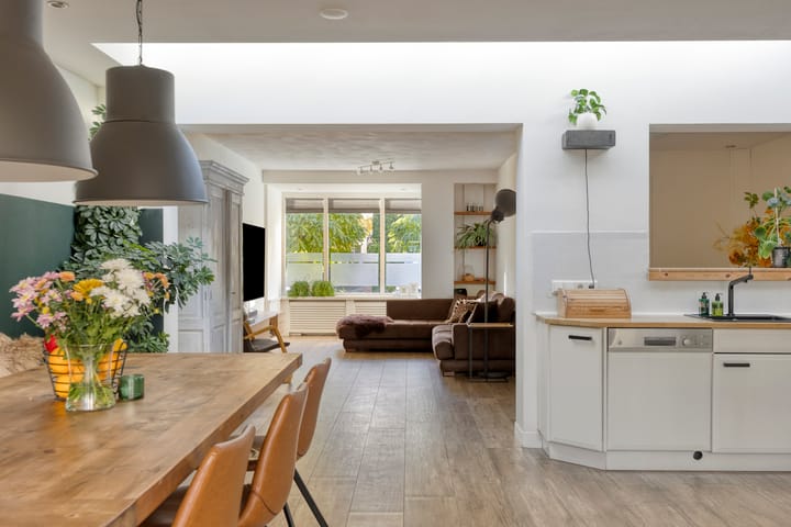 Photo 17 of Alexanderstraat 57