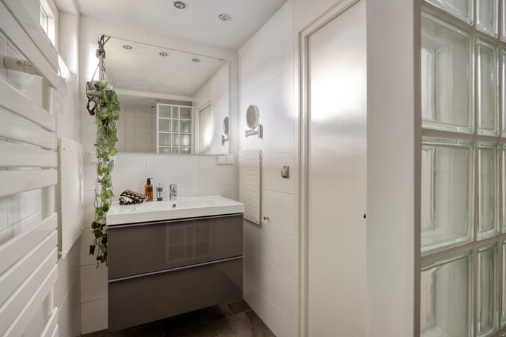 Photo 31 of Alexanderstraat 57