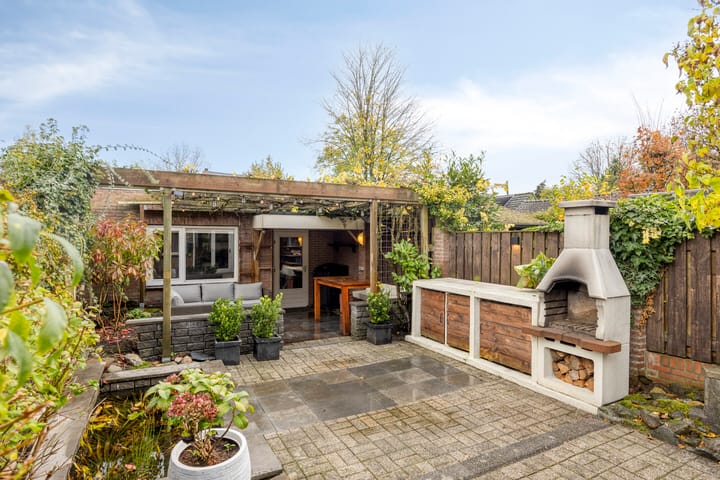 Photo 39 of Alexanderstraat 57