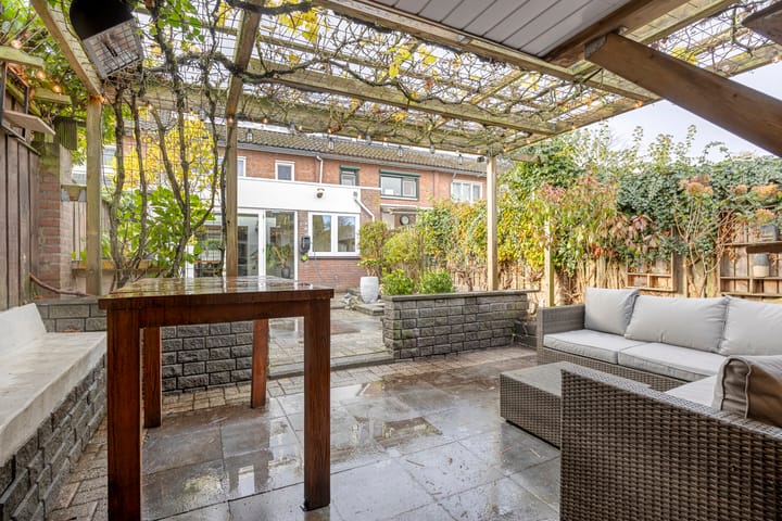 Photo 43 of Alexanderstraat 57