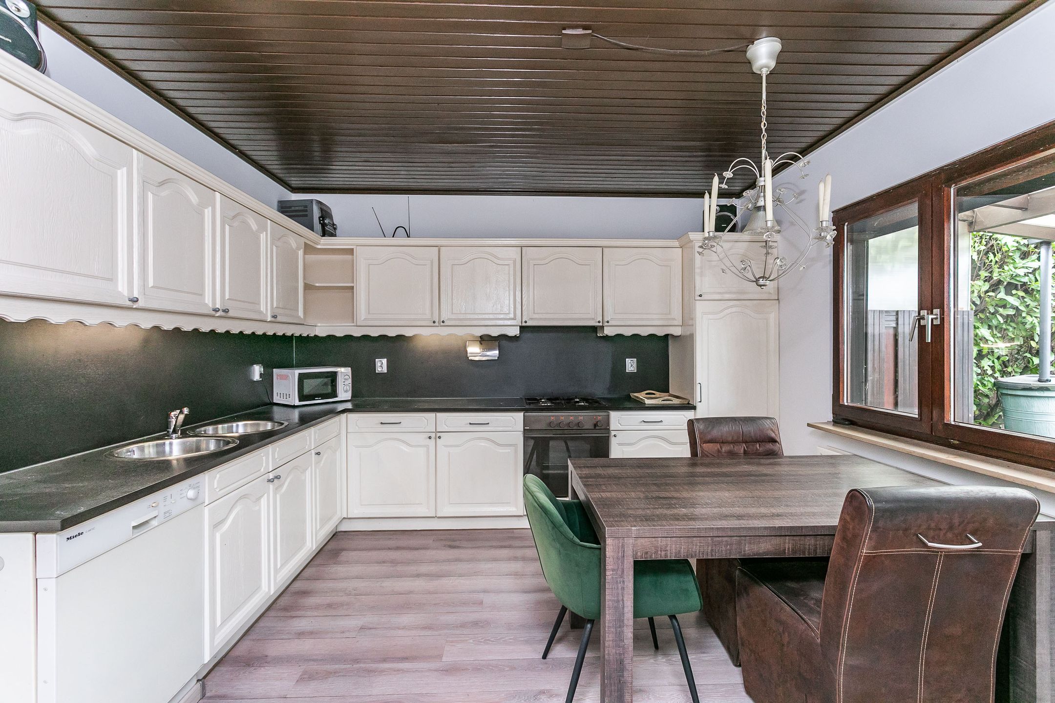 Foto 9 van Reeweg 92