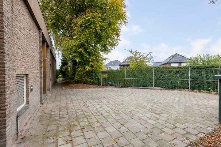 Photo 34 of Duinstraat 1-A