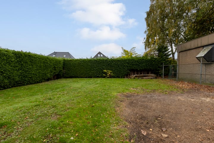 Photo 42 of Duinstraat 1-A