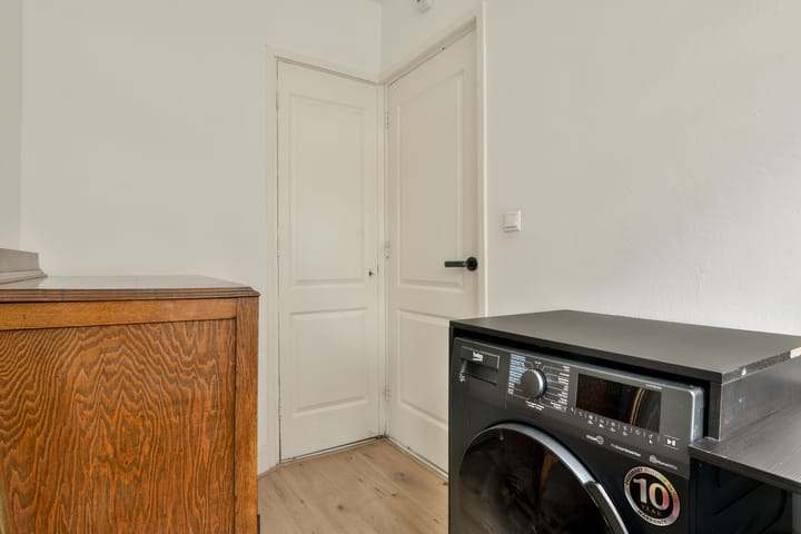 Foto 16 van Molukkenstraat 547