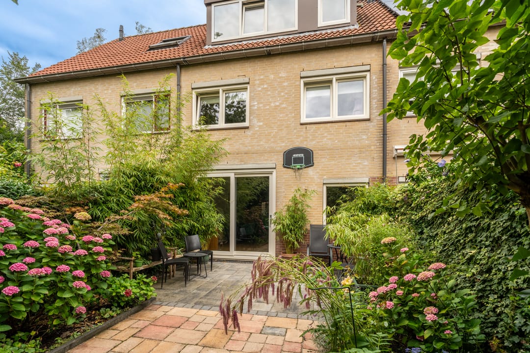 Photo 31 of Esstede 35