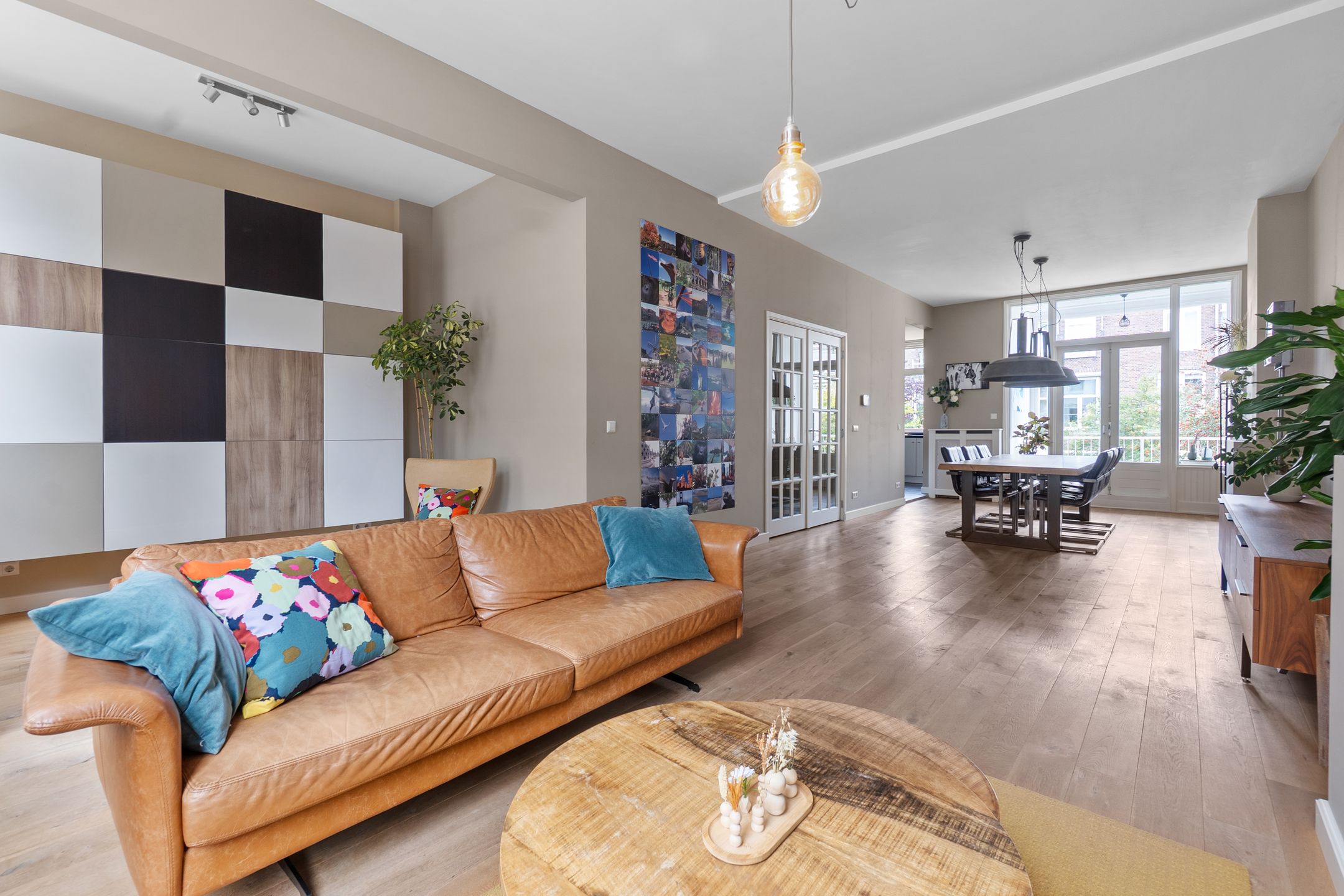 Photo 9 of Obrechtstraat 299