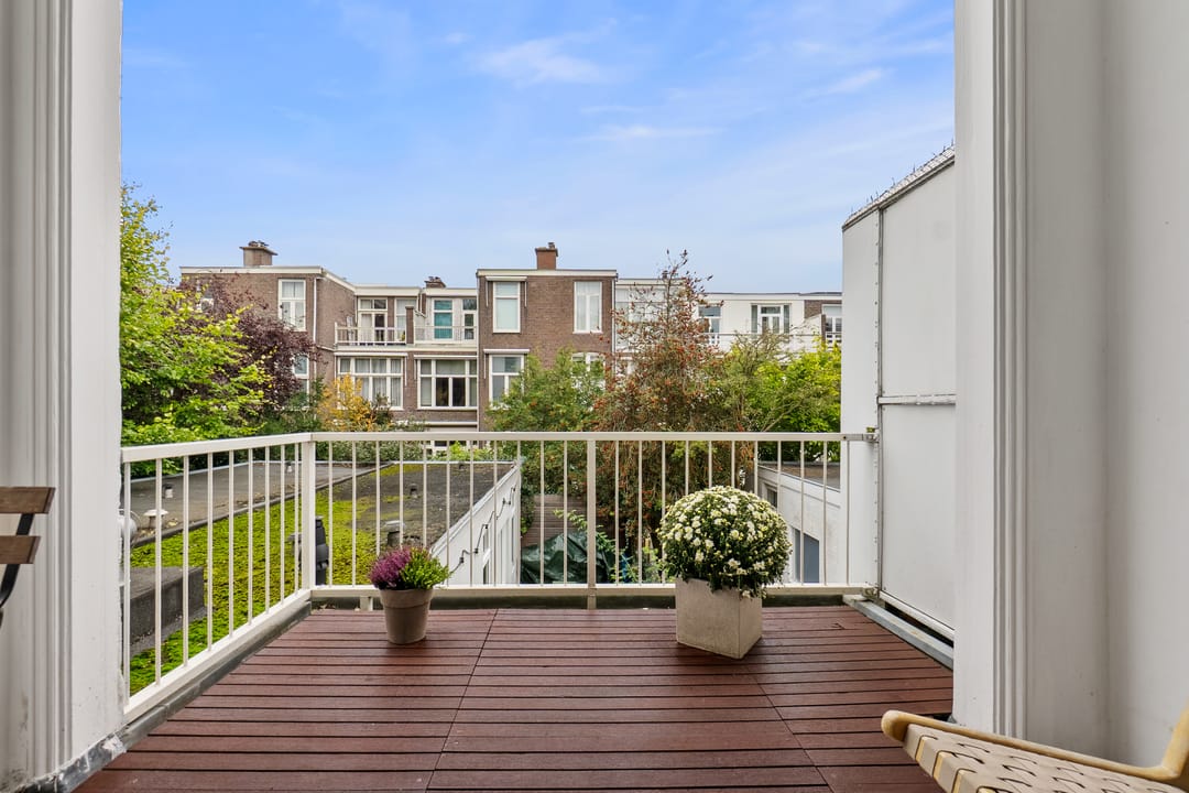 Photo 16 of Obrechtstraat 299