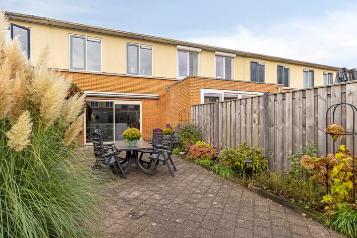 Photo 7 of Josine Reulingstraat 54