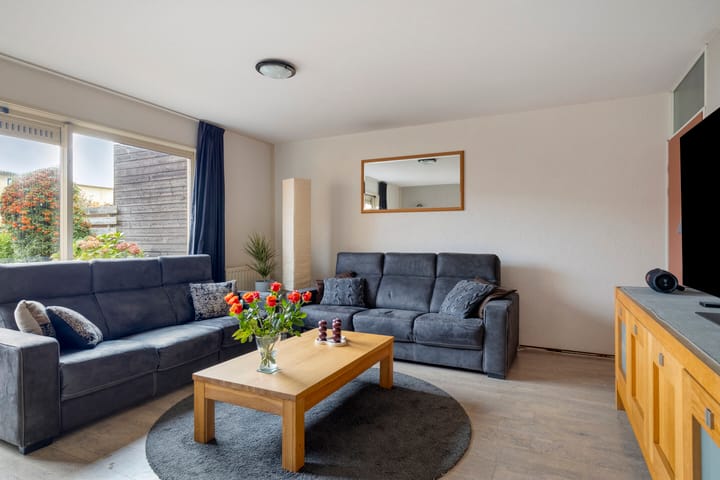 Photo 12 of Josine Reulingstraat 54