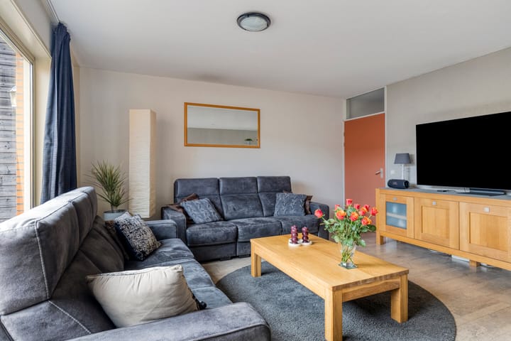 Photo 14 of Josine Reulingstraat 54