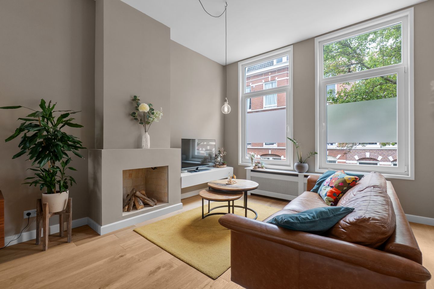 Photo 29 of Obrechtstraat 299