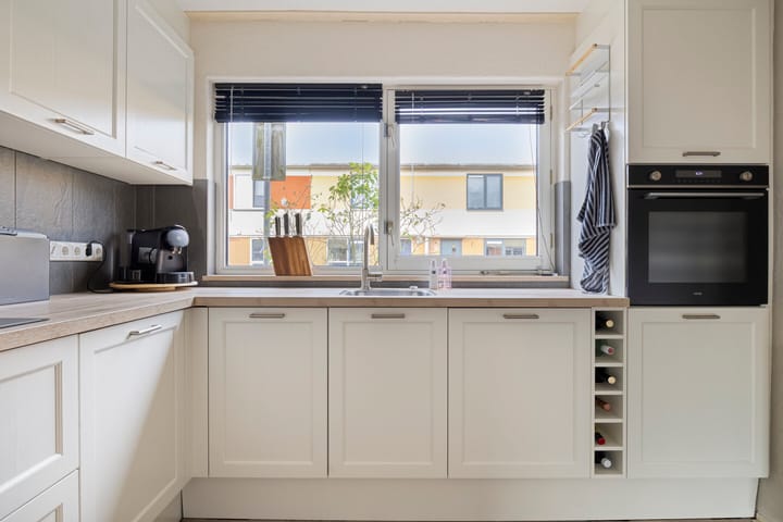 Photo 17 of Josine Reulingstraat 54