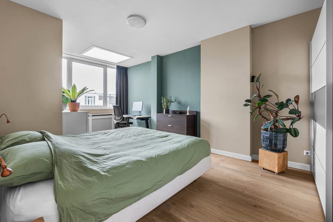 Photo 38 of Obrechtstraat 299