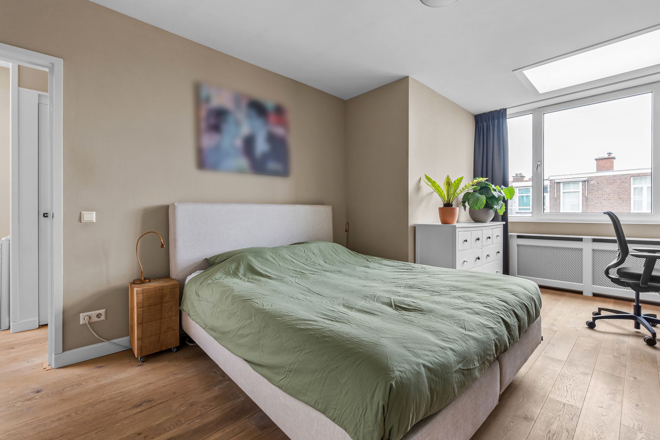 Photo 39 of Obrechtstraat 299