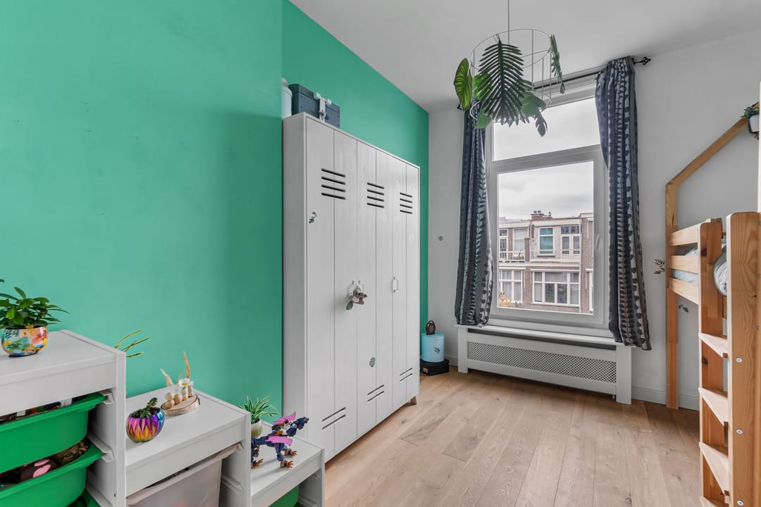 Photo 43 of Obrechtstraat 299