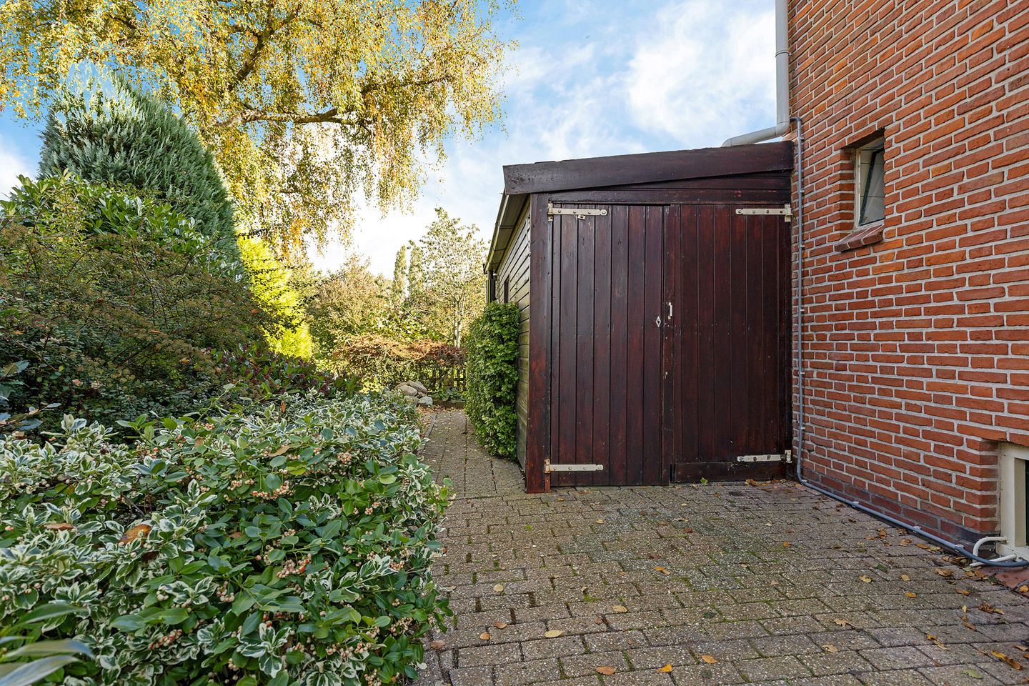 Photo 10 of H.L. Emmensweg 26