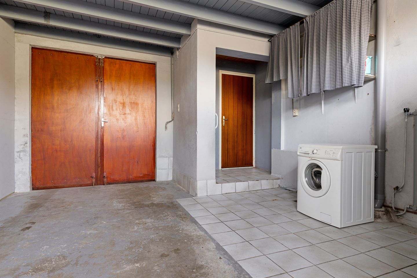 Photo 29 of H.L. Emmensweg 26