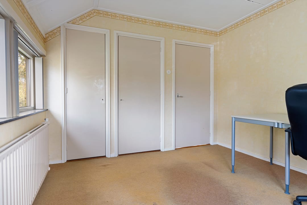 Photo 38 of H.L. Emmensweg 26